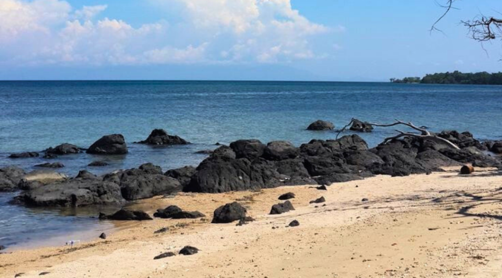 slideshow baluran tour 2 pantai bama