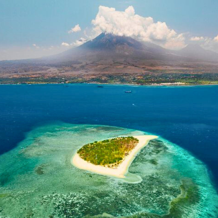 Pulau Tabuhan Menikmati Keindahan Pantai Dan Biota Laut Yang Masih Perawan