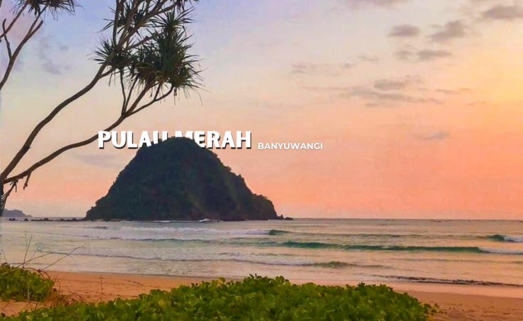 Pantai Pulau Merah Banyuwangi
